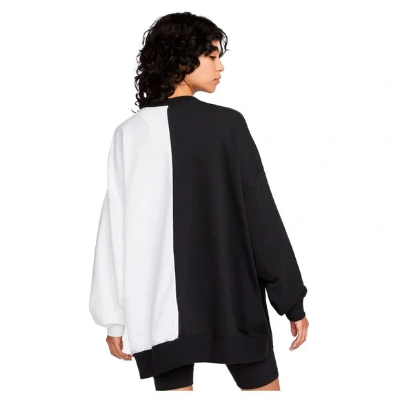 Nike Oversized Sportswear Sweatshirt Black and White Size Small - Picture 2 of 11